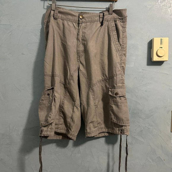 Denim Culture‎ Grey Cargo Shorts Sz 34 - Picture 1 of 11
